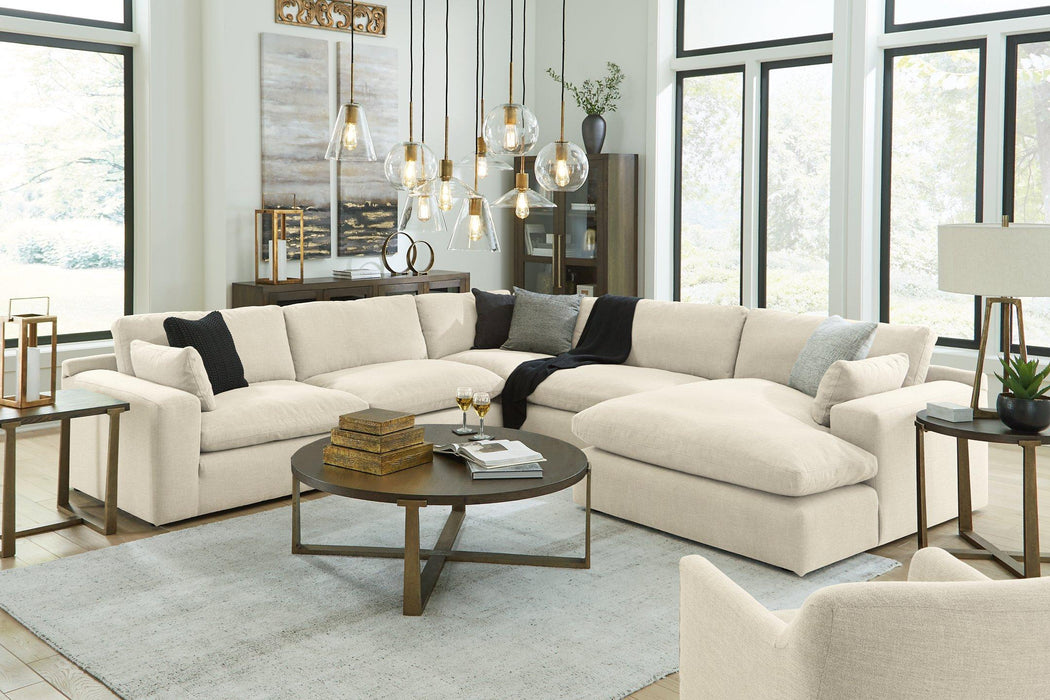 Elyza Sectional with Chaise