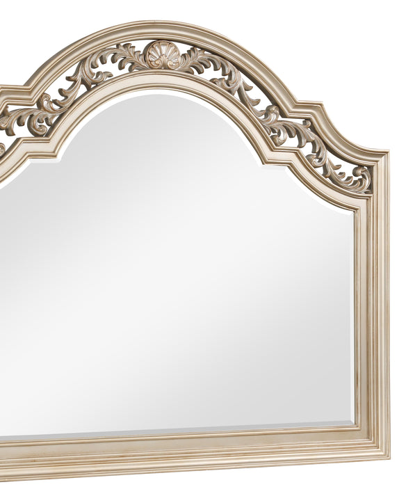 Valentina Traditional Style Mirror in Gold finish Wood